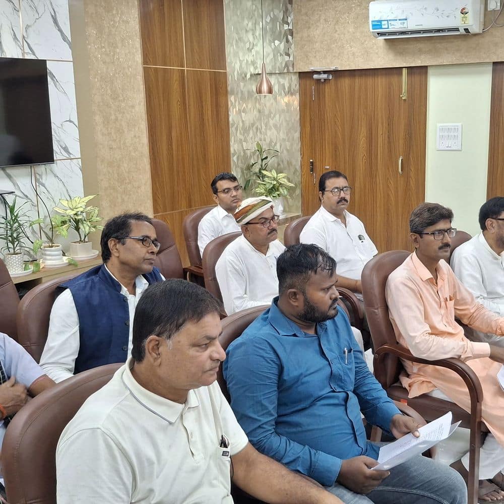 सुपौल में आदर्श आचार संहिता प्रभावी:DM ने राजनीतिक दलों संग बैठक में दिए अहम निर्देश सुपौल में आदर्श आचार संहिता प्रभावी:DM ने राजनीतिक दलों संग बैठक में दिए अहम निर्देश
