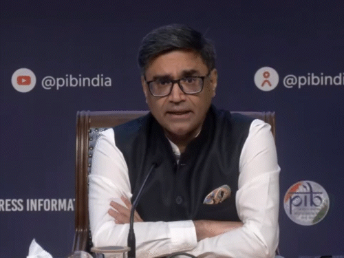 भारत-भूटान के बीच पहली बार ट्रेन चलेगी:दो राज्यों से पड़ोसी देश को जोड़ेगी, ₹4000 करोड़ के प्रोजेक्ट को मंजूरी भारत-भूटान के बीच पहली बार ट्रेन चलेगी:दो राज्यों से पड़ोसी देश को जोड़ेगी, ₹4000 करोड़ के प्रोजेक्ट को मंजूरी