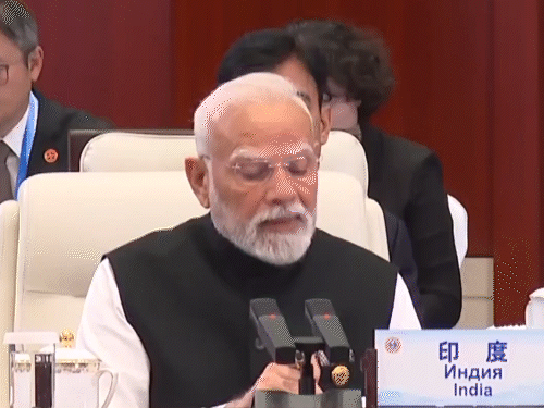 SCO में आतंकवाद के खिलाफ भारत की बड़ी जीत:पाकिस्तानी PM की मौजूदगी में पहलगाम हमले की निंदा, मेंबर देश बोले- आतंकियों को सजा दिलाना जरूरी SCO में आतंकवाद के खिलाफ भारत की बड़ी जीत:पाकिस्तानी PM की मौजूदगी में पहलगाम हमले की निंदा, मेंबर देश बोले- आतंकियों को सजा दिलाना जरूरी