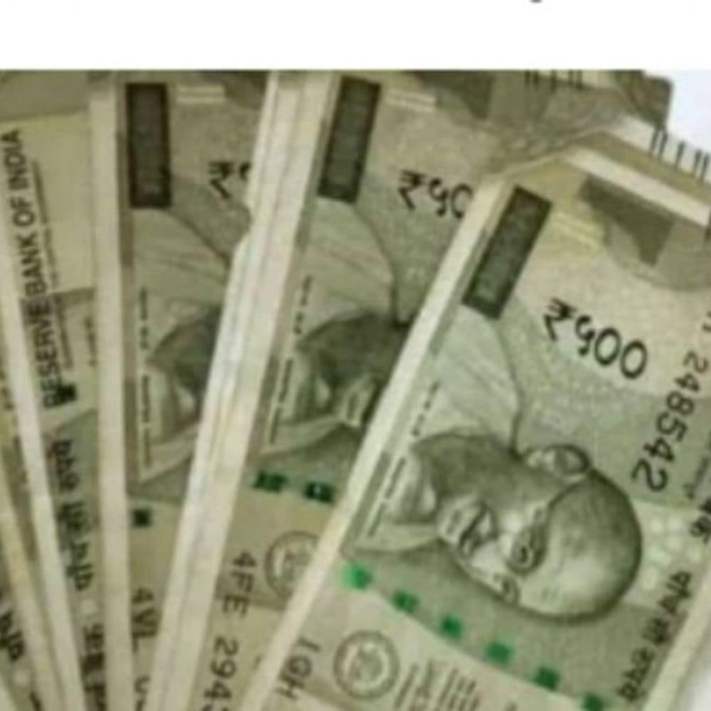 बैंक से पैसे निकालने के बाद महिला से लूट:अरवल में बस स्टैंड रोड पर बाइक सवार बदमाशों ने 70 हजार रुपए छीने बैंक से पैसे निकालने के बाद महिला से लूट:अरवल में बस स्टैंड रोड पर बाइक सवार बदमाशों ने 70 हजार रुपए छीने