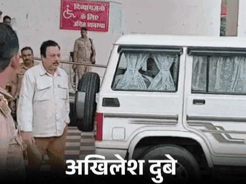 अखिलेश दुबे की ‘विषकन्या’ ने वकील पर कराई FIR:बोली- फर्जी हस्ताक्षर कर कोर्ट में वकालतनामा लगाया; BJP नेता पर झूठा रेप केस कराई थी अखिलेश दुबे की ‘विषकन्या’ ने वकील पर कराई FIR:बोली- फर्जी हस्ताक्षर कर कोर्ट में वकालतनामा लगाया; BJP नेता पर झूठा रेप केस कराई थी
