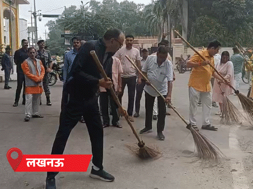 हेमामालिनी बोलीं- हैप्पी बर्थडे मोदीजी:अखिलेश ने दी बधाई, योगी ने लिखा- आपके नेतृत्व में नई कथा लिखी जा रही