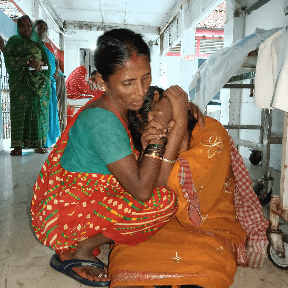 पूर्णिया में ऑटो-ट्रक की टक्कर, 2 की मौत:4 हुए घायल, मृतक के पिता बोले- बेटे को नौकरी लगी थी; सोचा था आर्थिक स्थिति सुधरेगी पूर्णिया में ऑटो-ट्रक की टक्कर, 2 की मौत:4 हुए घायल, मृतक के पिता बोले- बेटे को नौकरी लगी थी; सोचा था आर्थिक स्थिति सुधरेगी