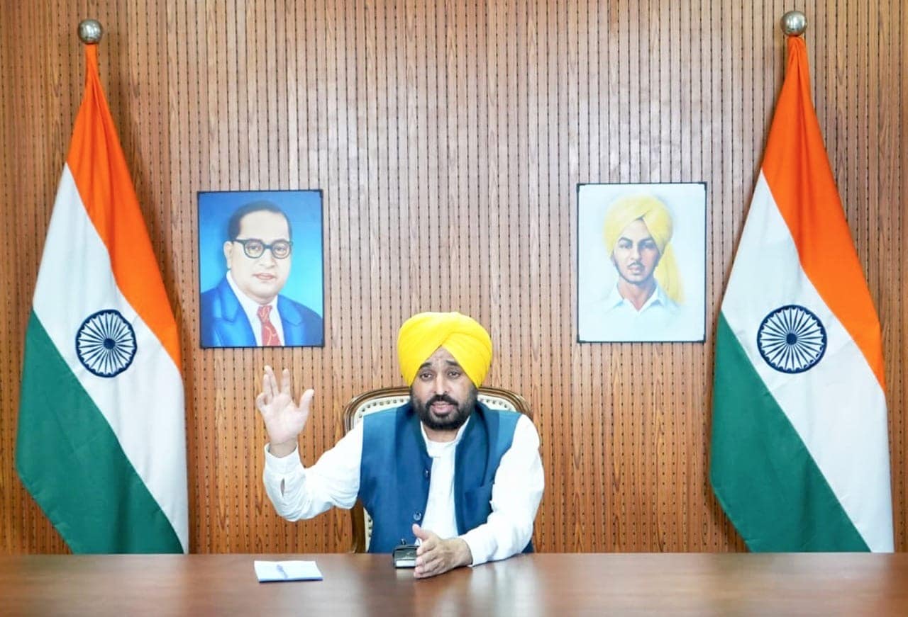 Punjab Assembly Session: विशेष सत्र में बाढ़ राहत पर गरमाई बहस, CM मान बोले – संकट में एकजुटता जरूरी, राजनीति नहीं”