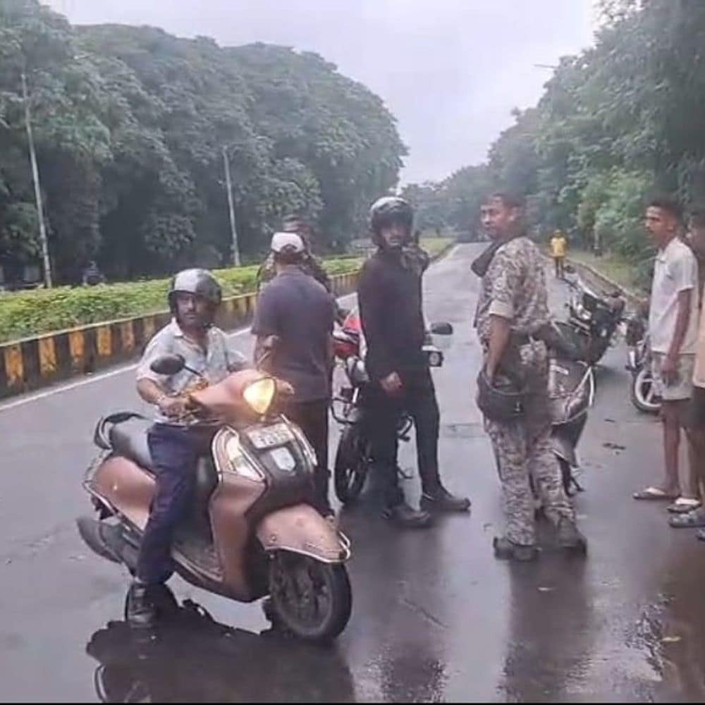 जमशेदपुर में फुटबॉल खिलाड़ी से चेन छीनी:मॉर्निंग वॉक के दौरान पिस्टल दिखाकर हुई वारदात, चेहरे पर लगा रखा था नकाब