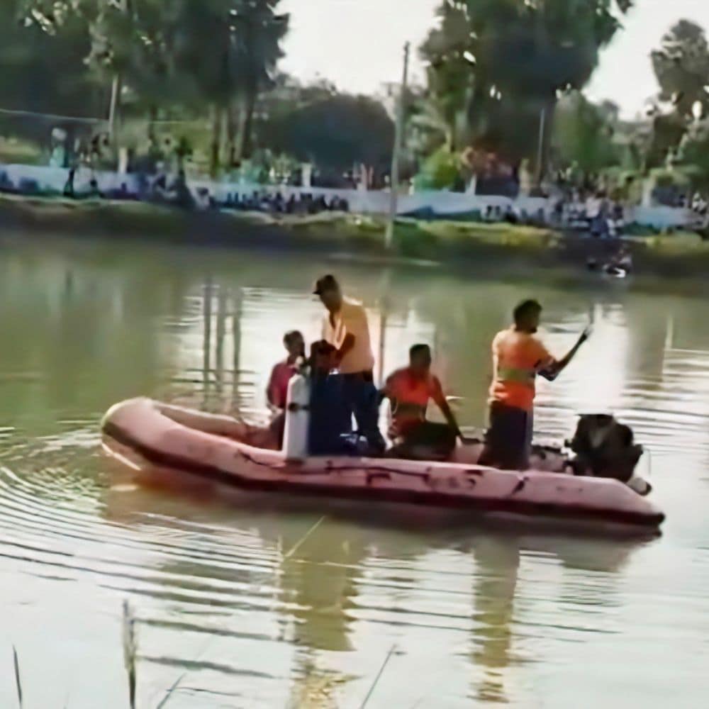 शेखपुरा में युवक की डूबने से मौत:24 घंटे बाद पानी से बाहर निकला शव; ग्रामीणों ने किया था सड़क जाम शेखपुरा में युवक की डूबने से मौत:24 घंटे बाद पानी से बाहर निकला शव; ग्रामीणों ने किया था सड़क जाम