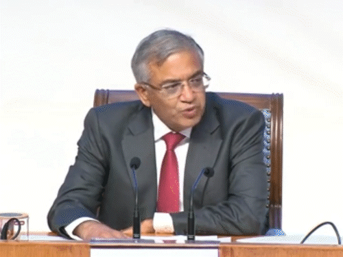 देशभर में एक साथ होगा वोटर्स लिस्ट वेरिफिकेशन:दावा- बिहार में चुनाव हैं, इसलिए SIR पहले हुआ; अन्य राज्यों में तारीख की घोषणा अलग से होगी