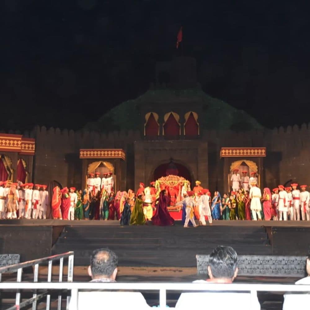 “बच्चे मिकी माउस जानते, पर शिवाजी नहीं”:जाणता राजा महानाट्य में बोले केन्द्रीय मंत्री प्रो. बघेल, मैदान में गूंजी राष्ट्रभक्ति के स्वर