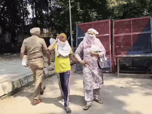 लुधियाना में बच्चे से कुकर्म:पड़ोसी ने नशीला पदार्थ पिलाकर की वारदात, आरोपी की नहीं हुई गिरफ्तारी; पुलिस कमिश्नर से शिकायत लुधियाना में बच्चे से कुकर्म:पड़ोसी ने नशीला पदार्थ पिलाकर की वारदात, आरोपी की नहीं हुई गिरफ्तारी; पुलिस कमिश्नर से शिकायत