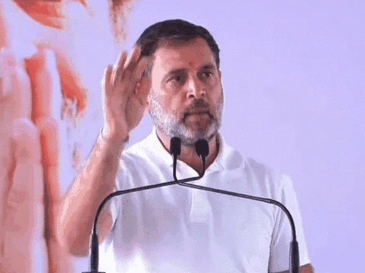 राहुल गांधी की गुजरात यात्रा हुई रद्द:दिल्ली में खराब मौसम के कारण फ्लाइट कैंसिल, अब कल जूनागढ़ जाएंगे