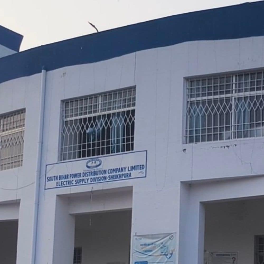शेखपुरा-बरबीघा में कल 5 घंटे बिजली बाधित:बदलेगा ट्रांसफॉर्मर, लगेंगे नए स्विच ,सुबह 10 बजे से दोपहर 3 बजे तक काटौती , 1लाख की आबादी प्रभावित