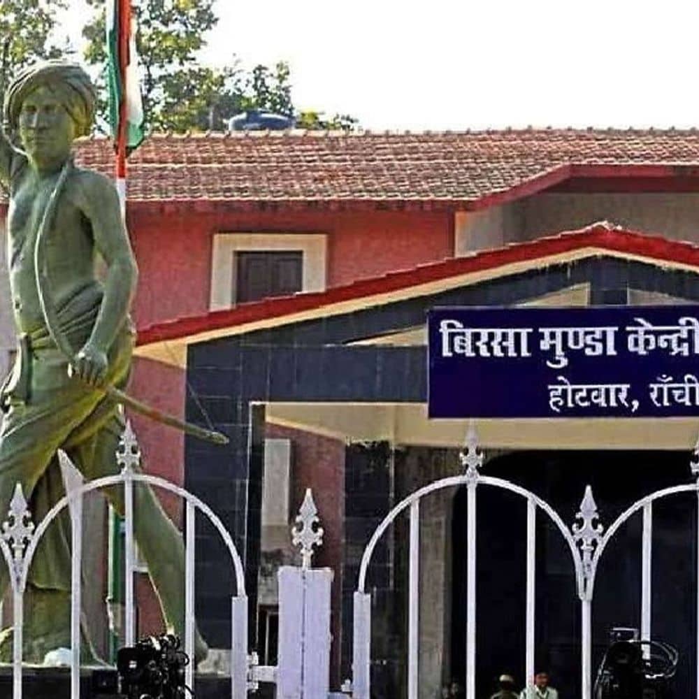 500 रुपए देकर कैदी से रोज मुलाकात, 20 हजार दीजिए…महीने भर कुछ भी भेजिए