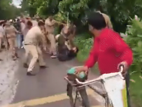 पुलिस ने LLB छात्रों को दौड़ा-दौड़ाकर पीटा:अखिलेश बोले- सरकार की नाकामी, VIDEO में देखिए श्री राम स्वरूप यूनिवर्सिटी का इतिहास