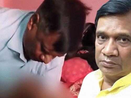 भाजपा नेता का बच्ची संग अश्लील वीडियो, पार्टी से बाहर:सिद्धार्थनगर में आरोपी बोला- यह सब चलता रहता है; मुझे बदनाम किया जा रहा