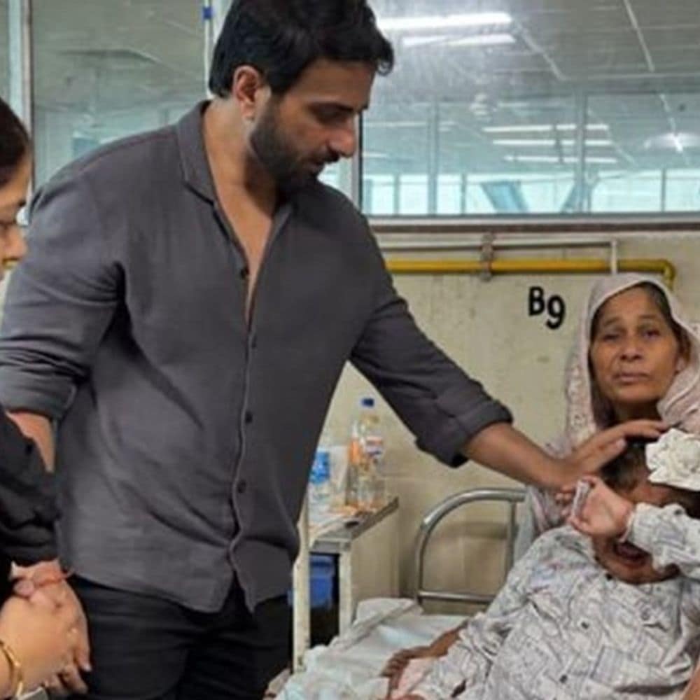 अमृतसर के बच्चे ने AIIMS में दम तोड़ा:किडनी की बीमारी थी, बाढ़ में भी फंसा रहा; सोनू सूद बोले- अलविदा, छोटे फरिश्ते अमृतसर के बच्चे ने AIIMS में दम तोड़ा:किडनी की बीमारी थी, बाढ़ में भी फंसा रहा; सोनू सूद बोले- अलविदा, छोटे फरिश्ते