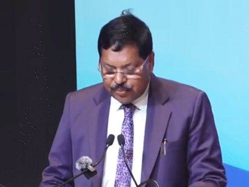 CJI बोले-जजों को अपनी शक्ति विनम्रता-जिम्मेदारी से इस्तेमाल करनी चाहिए:जज-वकील एक रथ के दो पहिए, साथ चलने पर ही न्याय व्यवस्था चलेगी CJI बोले-जजों को अपनी शक्ति विनम्रता-जिम्मेदारी से इस्तेमाल करनी चाहिए:जज-वकील एक रथ के दो पहिए, साथ चलने पर ही न्याय व्यवस्था चलेगी