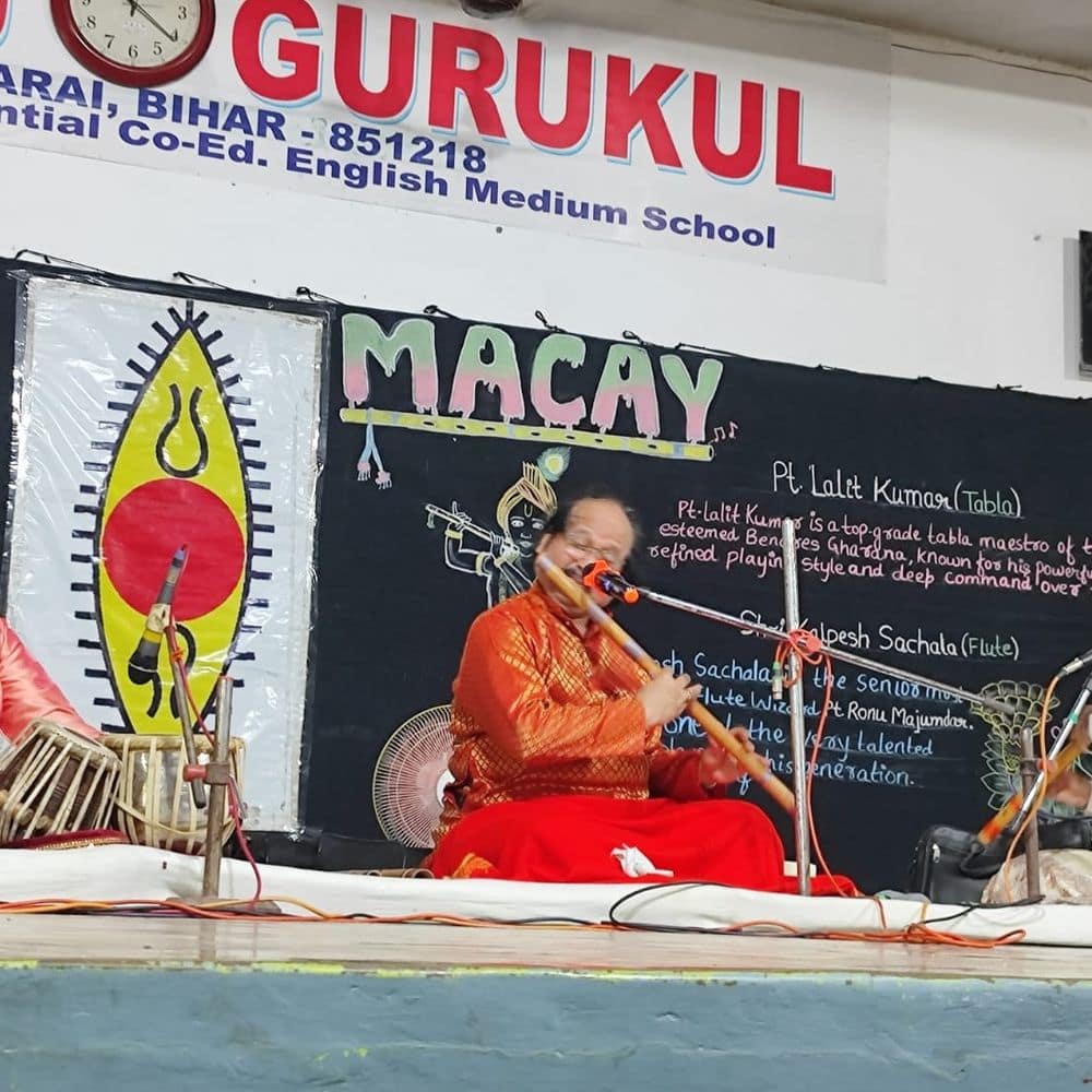 बांसुरी वादन में वंदे मातरम ने जगाया राष्ट्रप्रेम:भारतीय शास्त्रीय संगीत को बढ़ावा देने वाले स्पीक मके का कार्यक्रम, बच्चों के बीच दी प्रस्तुति बांसुरी वादन में वंदे मातरम ने जगाया राष्ट्रप्रेम:भारतीय शास्त्रीय संगीत को बढ़ावा देने वाले स्पीक मके का कार्यक्रम, बच्चों के बीच दी प्रस्तुति