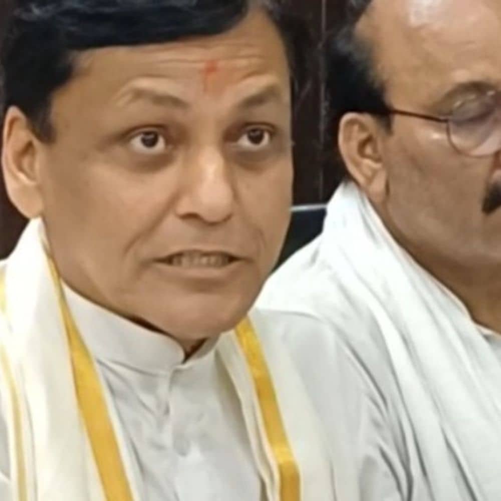 नित्यानंद राय बोले, रोहंगिया-बांगलादेशी के वोट काटे जा रहे:पीएम के दौरे को लेकर कार्यकर्ताओं के साथ की बैठक, तैयारियों की समीक्षा नित्यानंद राय बोले, रोहंगिया-बांगलादेशी के वोट काटे जा रहे:पीएम के दौरे को लेकर कार्यकर्ताओं के साथ की बैठक, तैयारियों की समीक्षा