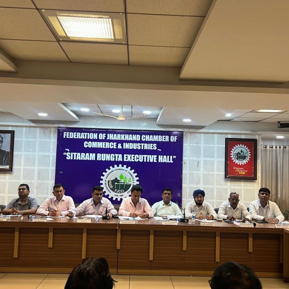 शहर में प्रवेश करने वाले ट्रकों से अवैध रूप से टोल वसूली पर लगे रोक : चैंबर शहर में प्रवेश करने वाले ट्रकों से अवैध रूप से टोल वसूली पर लगे रोक : चैंबर