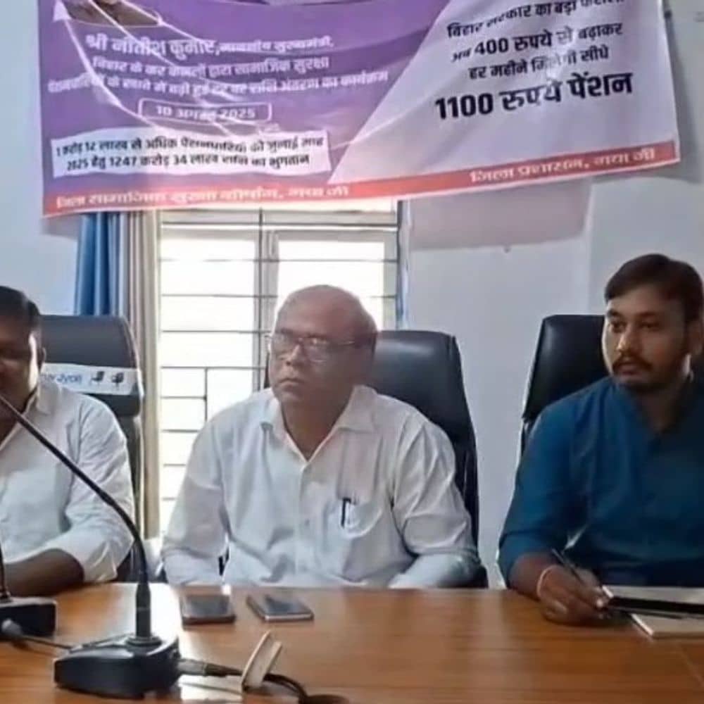 डोभी में 20 सूत्री बैठक स्थगित:पदाधिकारियों की अनुपस्थिति पर सदस्यों ने कड़ी नाराजगी जताई डोभी में 20 सूत्री बैठक स्थगित:पदाधिकारियों की अनुपस्थिति पर सदस्यों ने कड़ी नाराजगी जताई