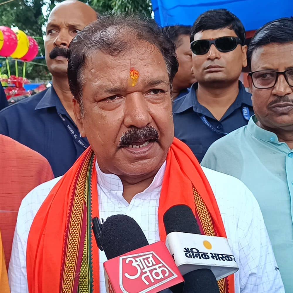 झारखंड के पूर्व मुख्यमंत्री शिबू सोरेन का निधन:बिहार भाजपा अध्यक्ष ने कहा- ‘गुरुजी’ जमीन से जुड़े नेता थे, एक राजनीति युग का अंत झारखंड के पूर्व मुख्यमंत्री शिबू सोरेन का निधन:बिहार भाजपा अध्यक्ष ने कहा- ‘गुरुजी’ जमीन से जुड़े नेता थे, एक राजनीति युग का अंत