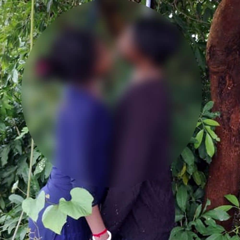 जमशेदपुर में पेड़ से लटका मिला युवक-युवती का शव:तीन माह से दोनों रह रहे थे लिव-इन में, युवती थी शादीशुदा; आत्महत्या की आशंका जमशेदपुर में पेड़ से लटका मिला युवक-युवती का शव:तीन माह से दोनों रह रहे थे लिव-इन में, युवती थी शादीशुदा; आत्महत्या की आशंका