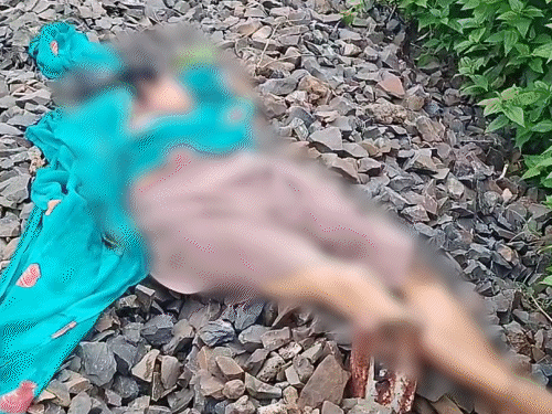 रेलवे ट्रैक पर महिला का क्षत-विक्षत शव बरामद:कोडरमा टाउन स्टेशन के पास मिली बॉडी, तीसरे महीने में तीसरा हादसा रेलवे ट्रैक पर महिला का क्षत-विक्षत शव बरामद:कोडरमा टाउन स्टेशन के पास मिली बॉडी, तीसरे महीने में तीसरा हादसा