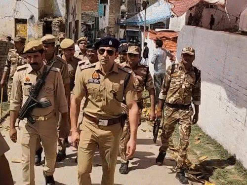 यूपी के बॉडी बिल्डर CO अनुज चौधरी का प्रमोशन:स्पोर्ट्स कोटे से ASP बनने वाले पहले अफसर; VIDEO में पहलवानी से वर्दी पाने का सफर यूपी के बॉडी बिल्डर CO अनुज चौधरी का प्रमोशन:स्पोर्ट्स कोटे से ASP बनने वाले पहले अफसर; VIDEO में पहलवानी से वर्दी पाने का सफर