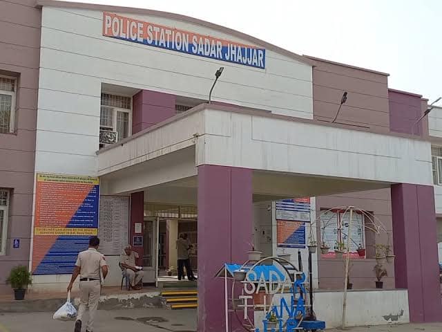 झज्जर में चरस तस्कर व खरीददार काबू